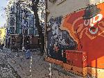 София - чистят графити в София