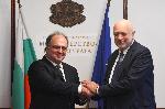 Министъра на културата маестро Найден Тодоров ще приеме поста от Велислав Минеков