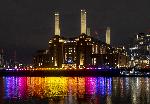 С фестивал на светлината откриха обновената Battersea power station в Лондон.