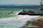 Бурното море заля голямя част от централния плаж в Бургас