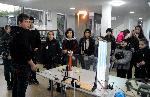 Ученици от Бургас се забавляват и образоват на Панаира на науките