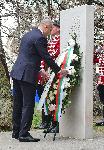 София - Президентът Румен Радев положи венец пред Паметните плочи на спасителите на българските евреи до катедралата Света София