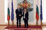 София -  Румен Радев отличи изявени български лекари и специалисти по случай Световния ден на здравето