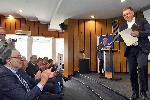 София -  Доброволци - Награда Серафим - Награждаване - Петър Стоянов