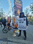 Екоактивисти протестират пред централата на Shell в Лондон