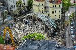 Варна - Събориха баня Гъбата