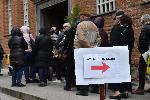Стотици чакат на опашка за да видят мощите на Свети Георги