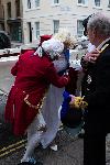 Лондон - нестандартни снимки на кралското семейство с дубльори