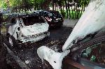 Два леки автомобила горяха в Бургас тази нощ