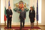 София - български документи за самоличност - връчване