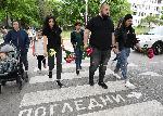 Цветя в памет на Лора и протест срещу войната по пътищата се проведе във Варна