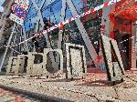 Почистват от боя сградата на Европейския парламент