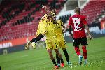 Локомотив София и Ботев Пловдив завършиха при резултат 1:2