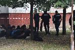 Задържаха 40 нелегални мигранти в София