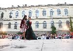 Варна  - Ревю на арменски национални носии<br />
Празник