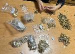 Митнически служители откриха контрабандно злато и валута  в хладилник на микробус