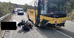 Моторист загина при удар с училищен автобус край Малко Търново