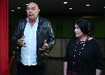 София – Откриване на колона със скулпторни маски в Сатиричния театър