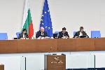 Парламентът гласува предложение за вот на недоверие към правителството