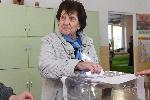 Машина за гласуване се развали точно преди вота на премиера Денков