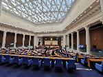 Извънредно заседание на Парламента