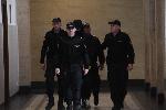 Подсъдимият италианец Виктор Спига, убил жестоко бившата си приятелка, влезе в съдебната зала