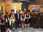 Варна - Коледари на гтости на кмета Благомир Коцев