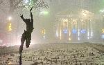 Мъглата обви с мистика нощна София
