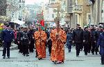 Рекорден брой от 73 -ма мъже скочиха за кръста в бургаското море