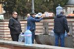 София - столичани пълнят минерална вода