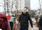Бургас - Раздаване на дръвчета за засаждане