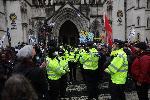 Лондон - Шествие в защита на Джулиън Асандж