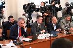 СОФИЯ - Народно събрание - Парламентарна комисия по отбраната - изслушване на министър Тагарев за предоставената военна помощ на Украйна