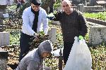 СОФИЯ - Централни софийски гробища - Акция на доброволци от Гората БГ за разчистване на гробищния парк
