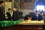 София - Поклонение пред покойния патриарх Неофит