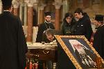 София - Поклонение пред покойния патриарх Неофит