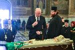 София - Поклонение пред покойния патриарх Неофит