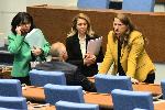 София - Извънредно заседание на Парламента за оставката на Мария Габриел