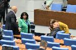 София - Извънредно заседание на Парламента за оставката на Мария Габриел