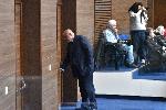 София - Извънредно заседание на Парламента за оставката на Мария Габриел