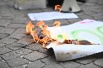 София - Протест на медицински специалисти пред СО