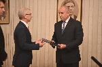 София - ПП-ДБ с празна папка за мандат