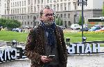 Изречение за размисъл, поставено на мястото на мавзолея, обединява миналото и бъдещето