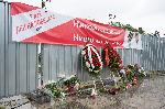 София - Солидарна България-цветя на паметник Съветска армия