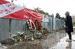 София - Солидарна България-цветя на паметник Съветска армия