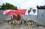 София - Солидарна България-цветя на паметник Съветска армия