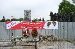 София - Солидарна България-цветя на паметник Съветска армия