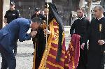 Новият сливенски митрополит Арсений бе посрещнат тържествено в Бургас