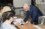 София – ИЗБОРИ 2024 – Гласуване Ахмед Доган