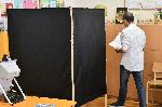Основателят на ПП Център Васил Божков гласува в столицата